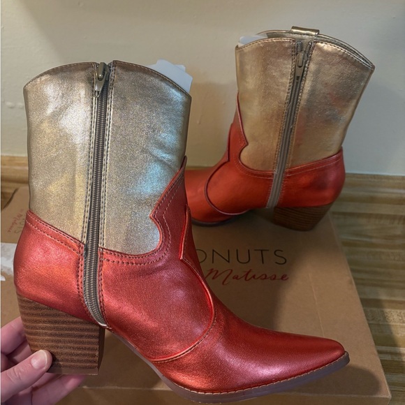 Matisse Shoes - Matisse Metallic Red and Gold Ankle Booties